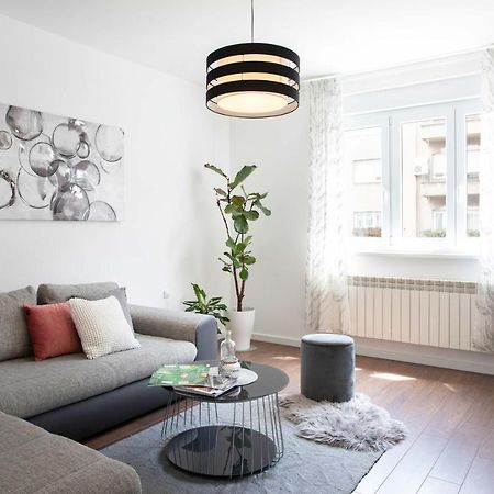 Sunny 2Bdr Apartment With A Balcony Zagreb Eksteriør billede